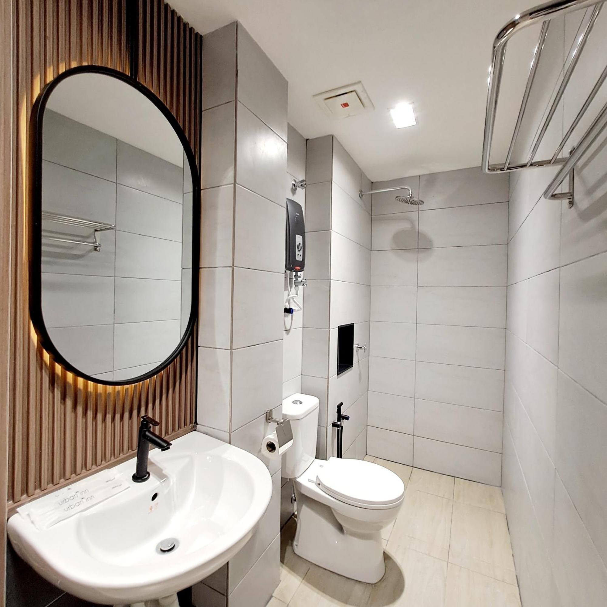 Urban Inn, Salak Tinggi Sepang Buitenkant foto
